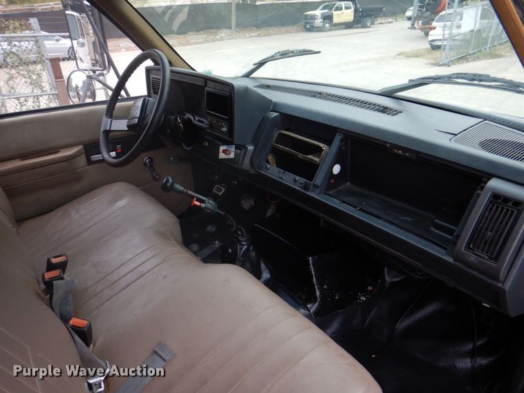 image for item DH5288 1997 Chevrolet C7500 dump truck