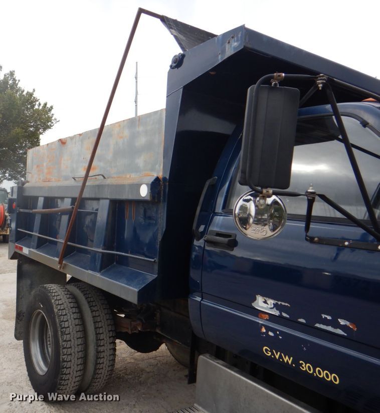 image for item DH5288 1997 Chevrolet C7500 dump truck