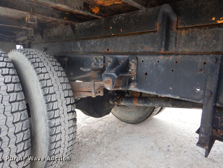 image for item DH5288 1997 Chevrolet C7500 dump truck