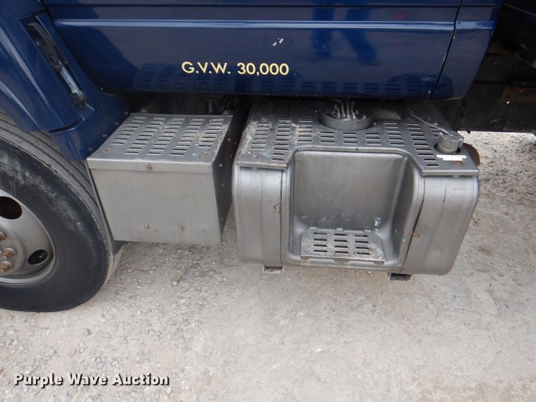 image for item DH5288 1997 Chevrolet C7500 dump truck