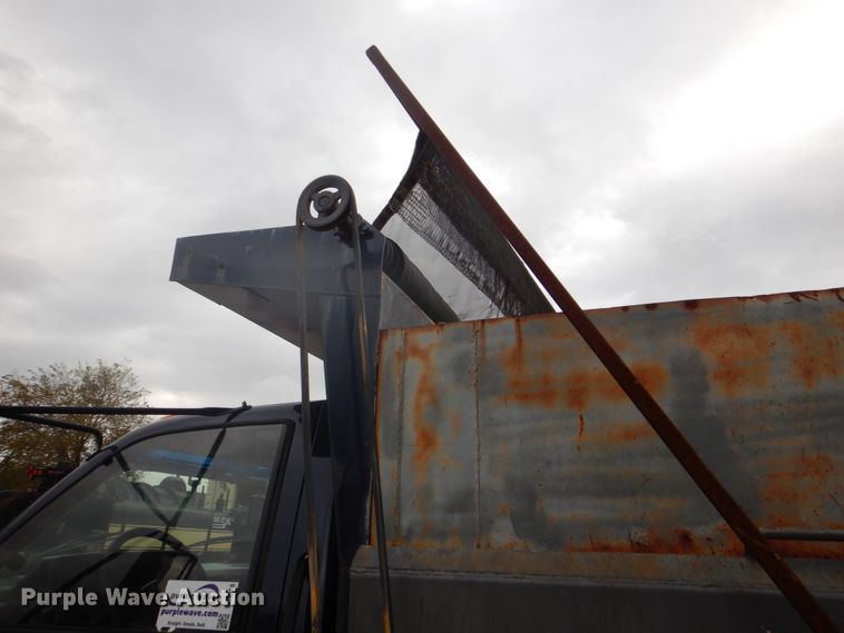 image for item DH5288 1997 Chevrolet C7500 dump truck