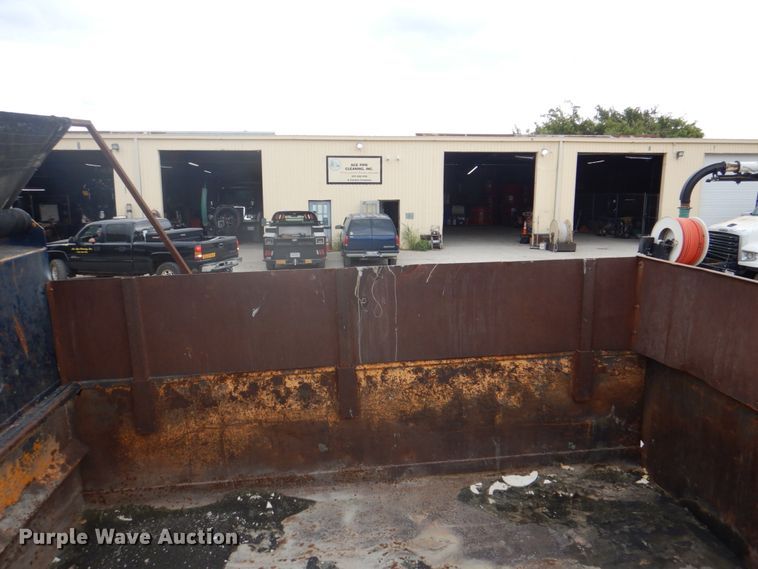 image for item DH5288 1997 Chevrolet C7500 dump truck