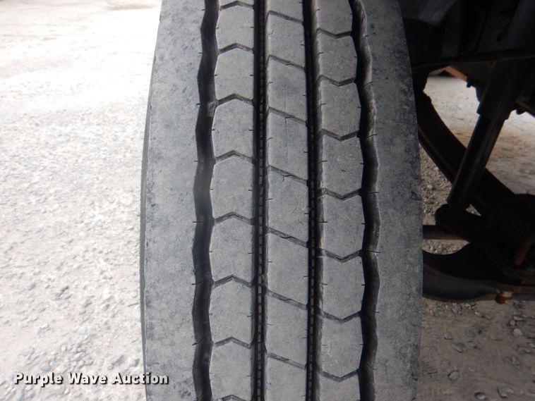 image for item DH5288 1997 Chevrolet C7500 dump truck