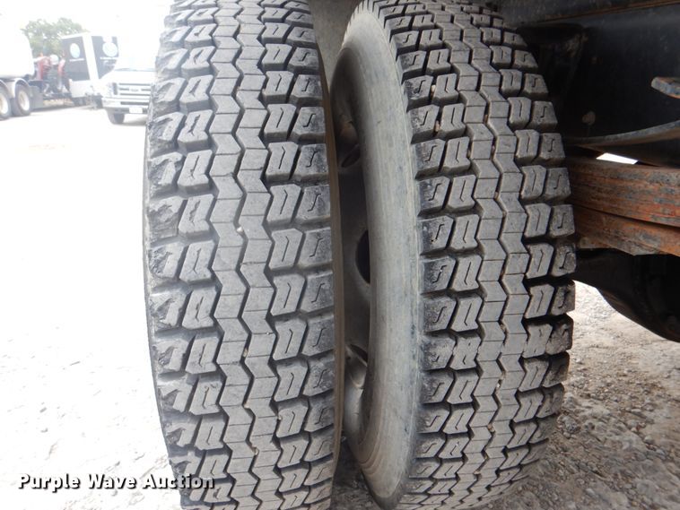 image for item DH5288 1997 Chevrolet C7500 dump truck