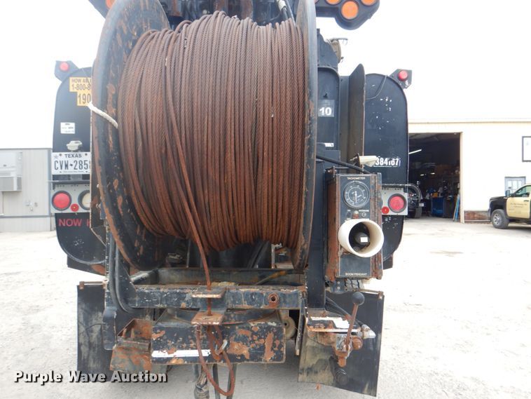 image for item DH5289 1995 White GMC WG hydrovac truck