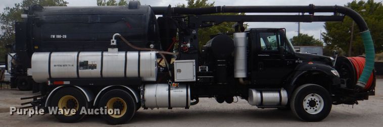 image for item DH5290 2006 International 7600 hydrovac truck
