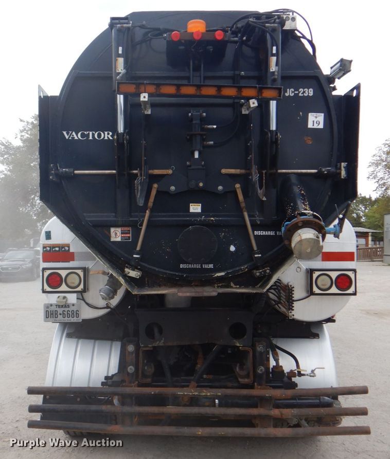 image for item DH5290 2006 International 7600 hydrovac truck