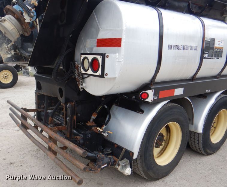 image for item DH5290 2006 International 7600 hydrovac truck