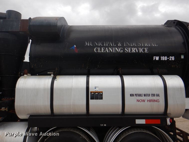 image for item DH5290 2006 International 7600 hydrovac truck