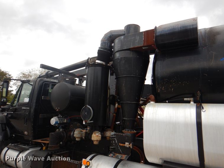 image for item DH5290 2006 International 7600 hydrovac truck