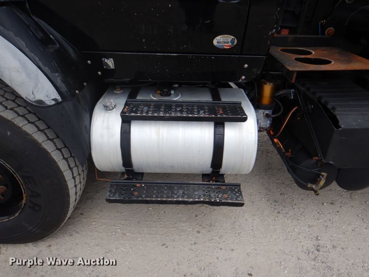 image for item DH5290 2006 International 7600 hydrovac truck