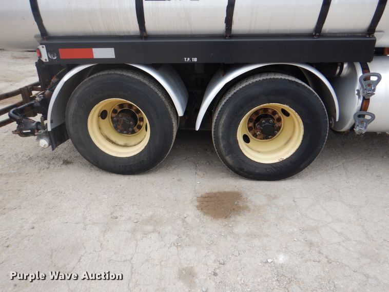 image for item DH5290 2006 International 7600 hydrovac truck