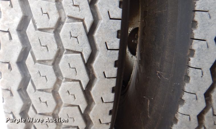 image for item DH5290 2006 International 7600 hydrovac truck