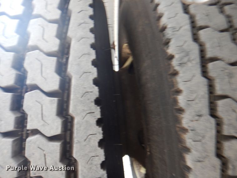 image for item DH5290 2006 International 7600 hydrovac truck