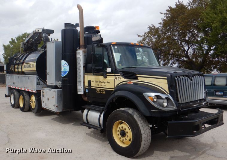 image for item DH5291 2008 International 7600 hydro excavation truck