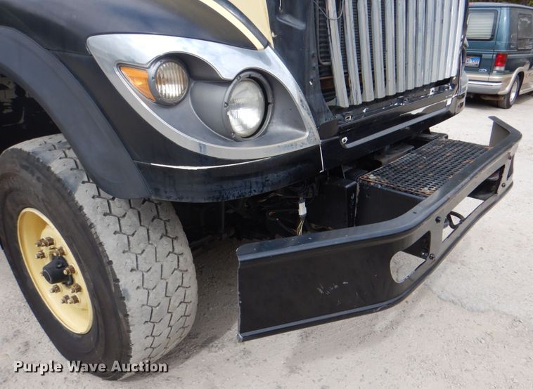 image for item DH5291 2008 International 7600 hydro excavation truck