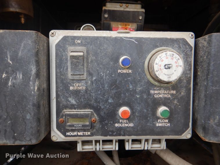 image for item DH5291 2008 International 7600 hydro excavation truck