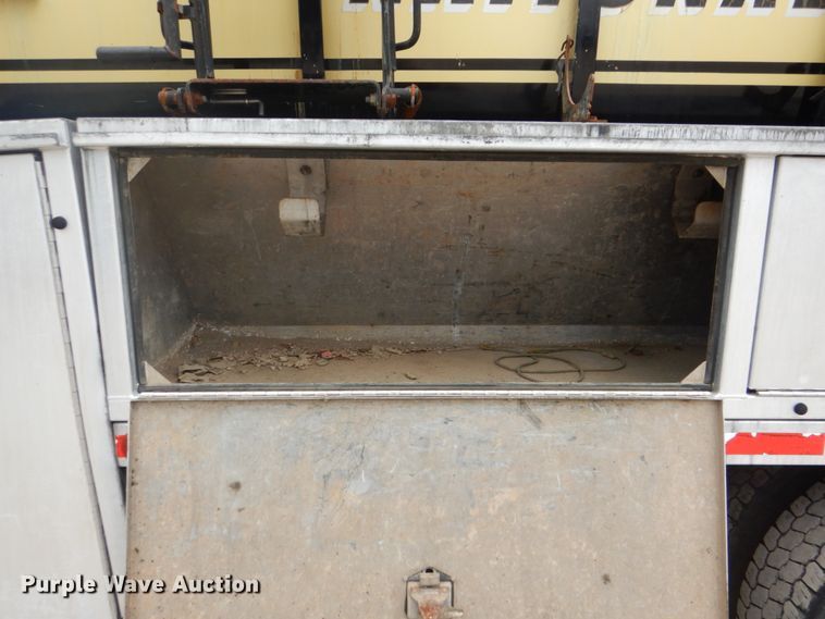 image for item DH5291 2008 International 7600 hydro excavation truck