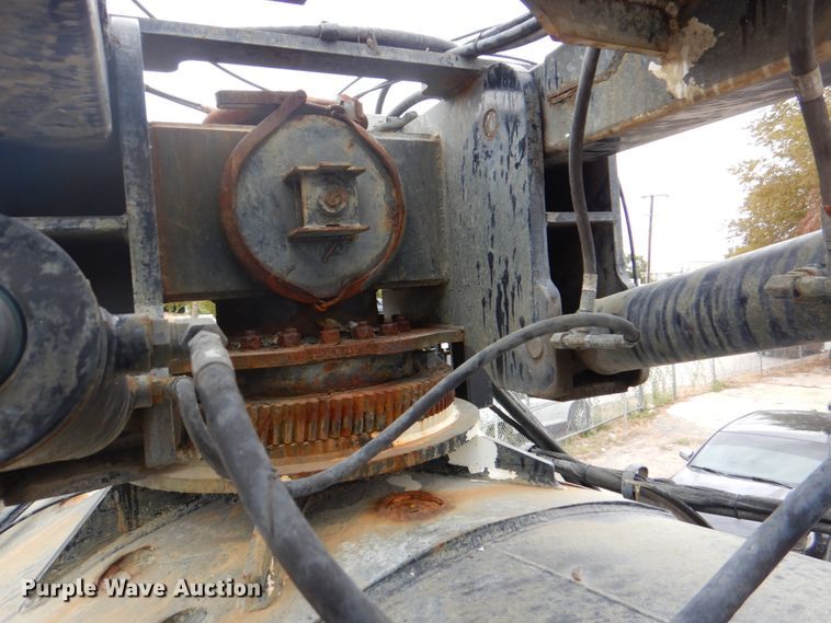 image for item DH5291 2008 International 7600 hydro excavation truck