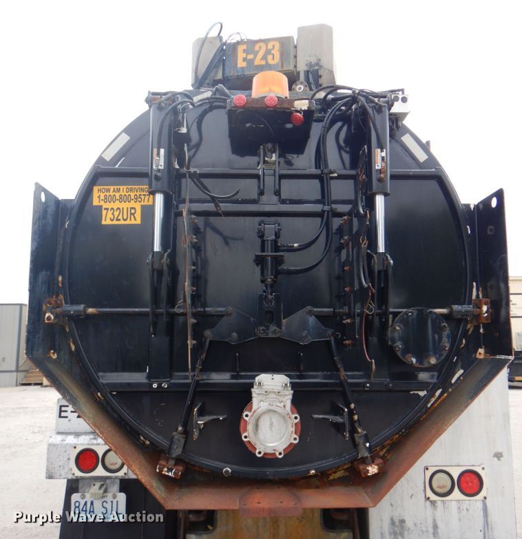 image for item DH5291 2008 International 7600 hydro excavation truck