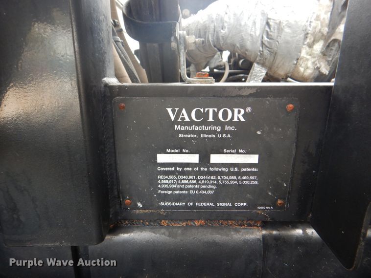 image for item DH5291 2008 International 7600 hydro excavation truck