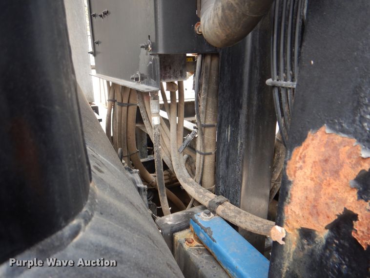 image for item DH5291 2008 International 7600 hydro excavation truck