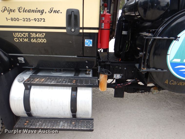 image for item DH5291 2008 International 7600 hydro excavation truck