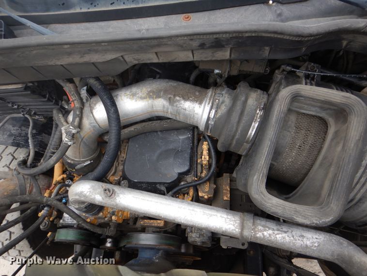 image for item DH5291 2008 International 7600 hydro excavation truck