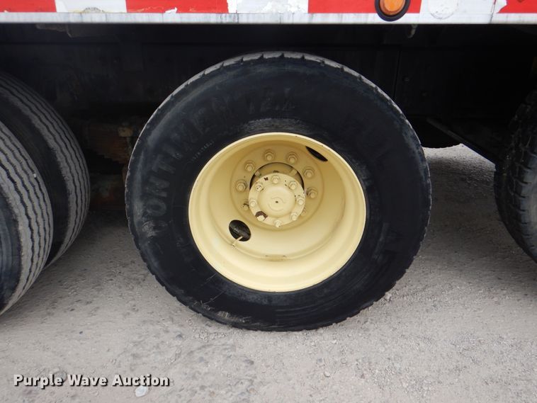 image for item DH5291 2008 International 7600 hydro excavation truck