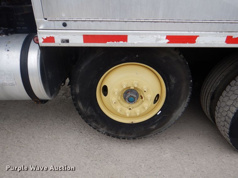 image for item DH5291 2008 International 7600 hydro excavation truck