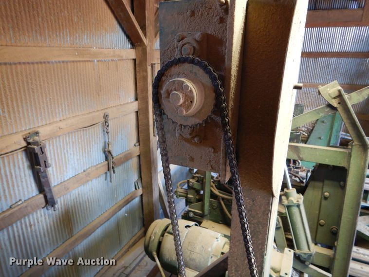 image for item DH6148 Mcdonough band saw sawmill