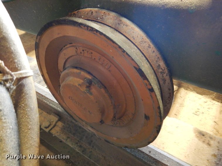 image for item DH6148 Mcdonough band saw sawmill