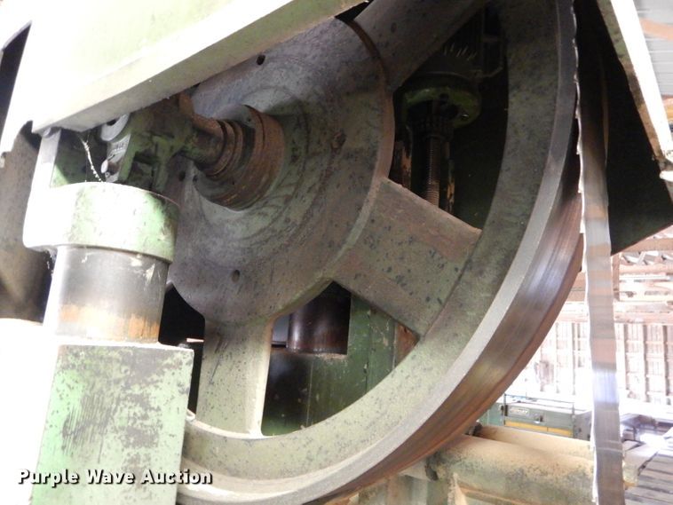 image for item DH6148 Mcdonough band saw sawmill