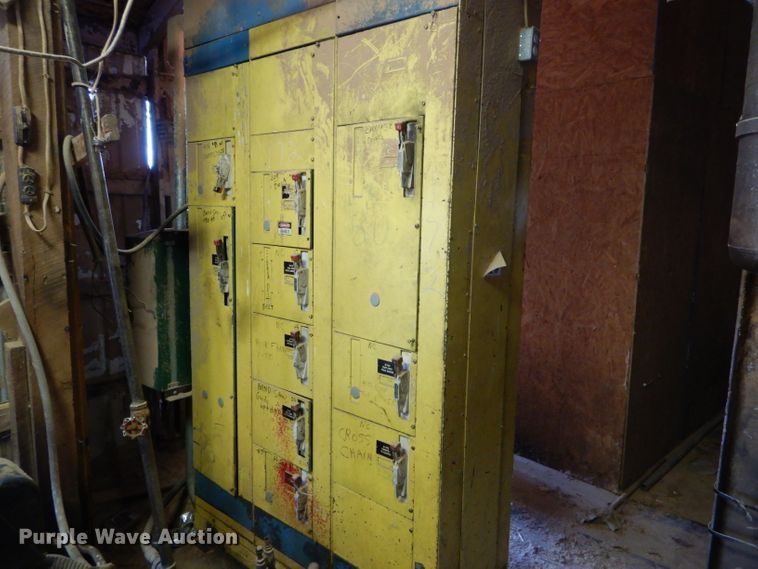 image for item DH6148 Mcdonough band saw sawmill