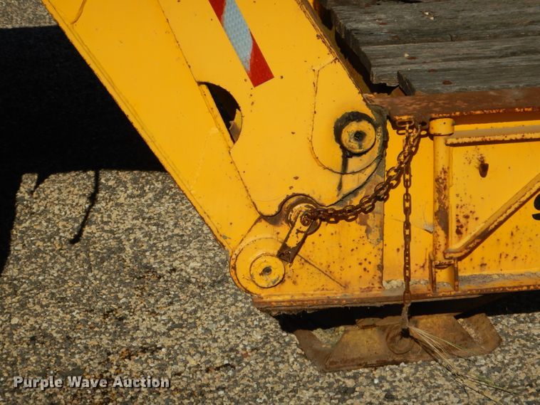 image for item DH6171 1977 Load King 302DFP equipment trailer