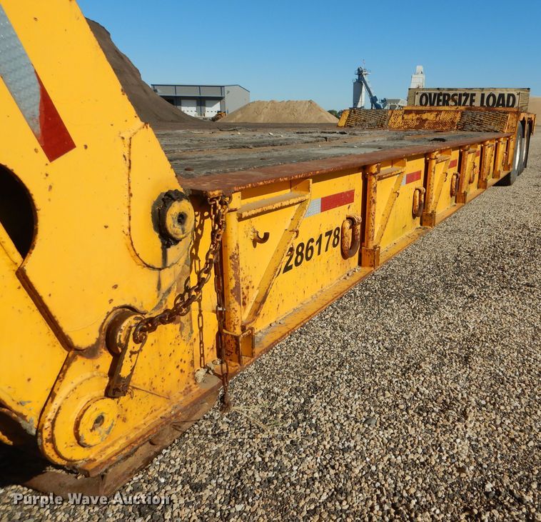 image for item DH6171 1977 Load King 302DFP equipment trailer