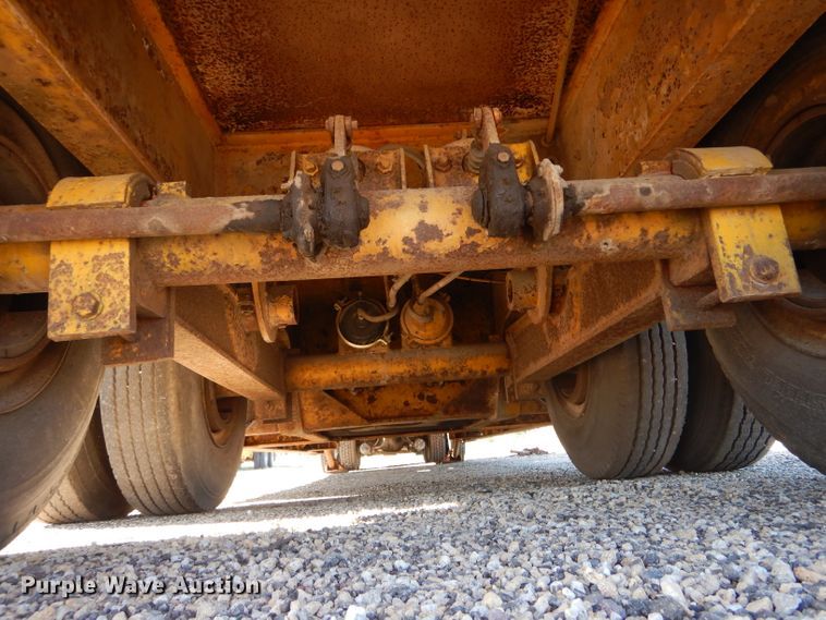 image for item DH6171 1977 Load King 302DFP equipment trailer