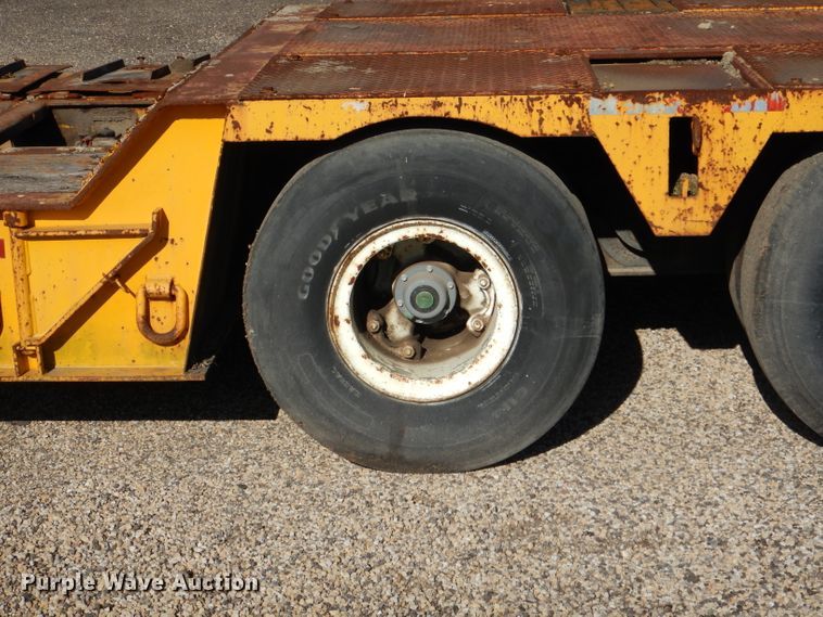 image for item DH6171 1977 Load King 302DFP equipment trailer