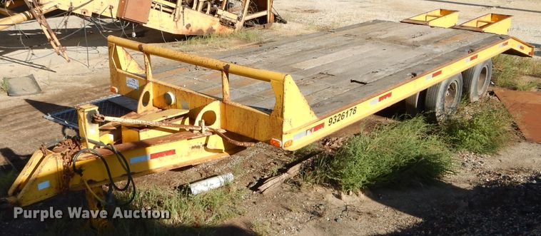 image for item DH6172 1978 Trail King 1200-2400 equipment trailer