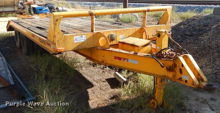 image for item DH6172 1978 Trail King 1200-2400 equipment trailer