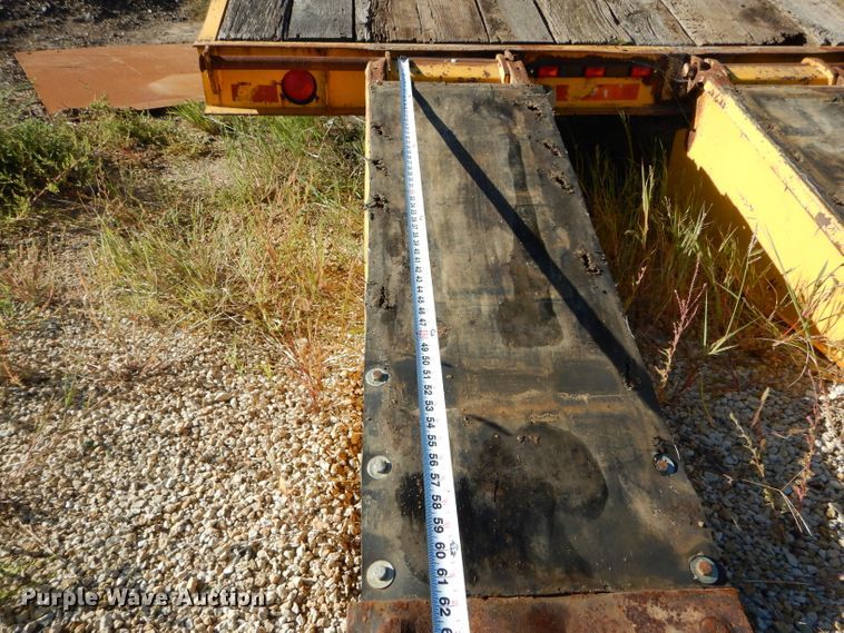 image for item DH6172 1978 Trail King 1200-2400 equipment trailer