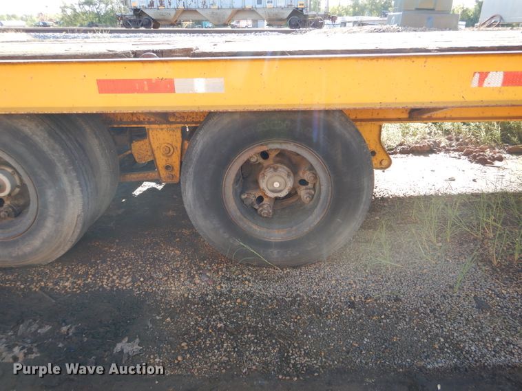 image for item DH6172 1978 Trail King 1200-2400 equipment trailer