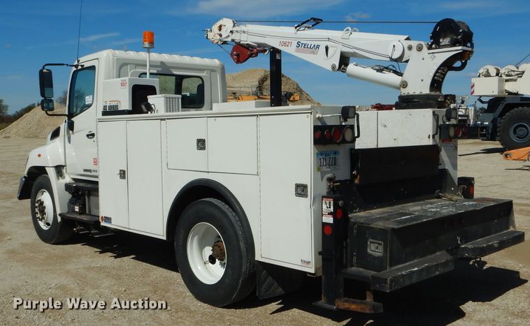 image for item DH6173 2013 Hino 268 service truck with crane