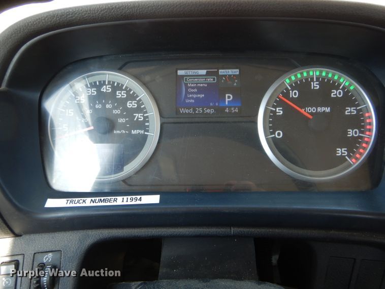 image for item DH6173 2013 Hino 268 service truck with crane