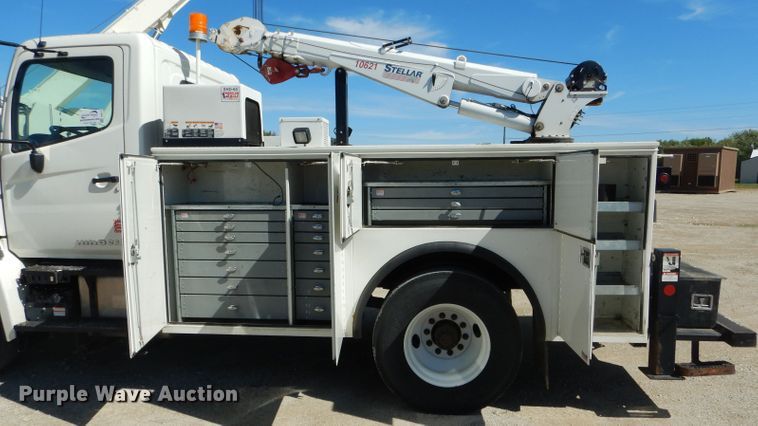 image for item DH6173 2013 Hino 268 service truck with crane