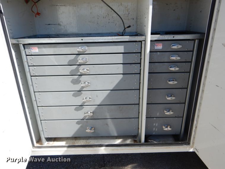 image for item DH6173 2013 Hino 268 service truck with crane