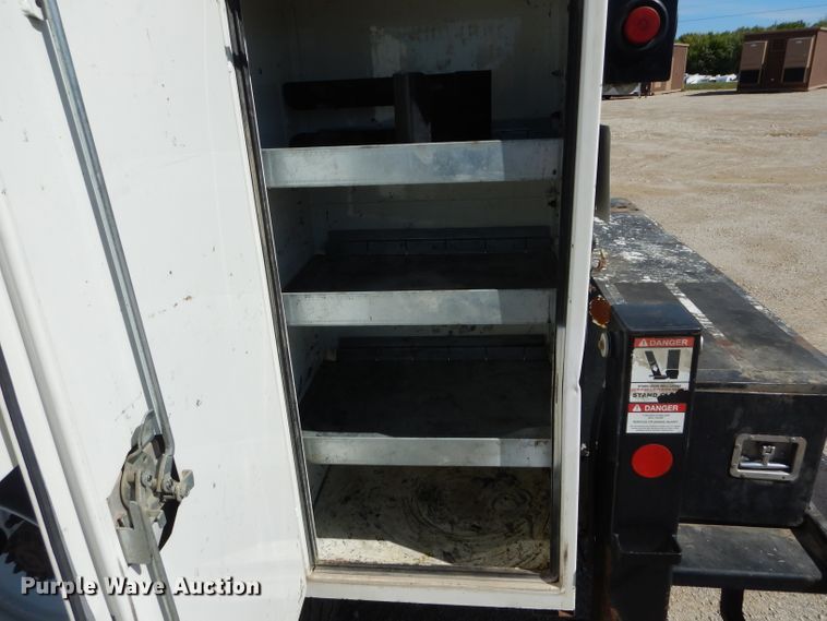 image for item DH6173 2013 Hino 268 service truck with crane