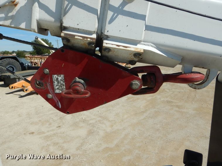 image for item DH6173 2013 Hino 268 service truck with crane