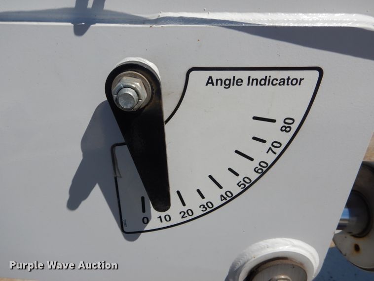 image for item DH6173 2013 Hino 268 service truck with crane