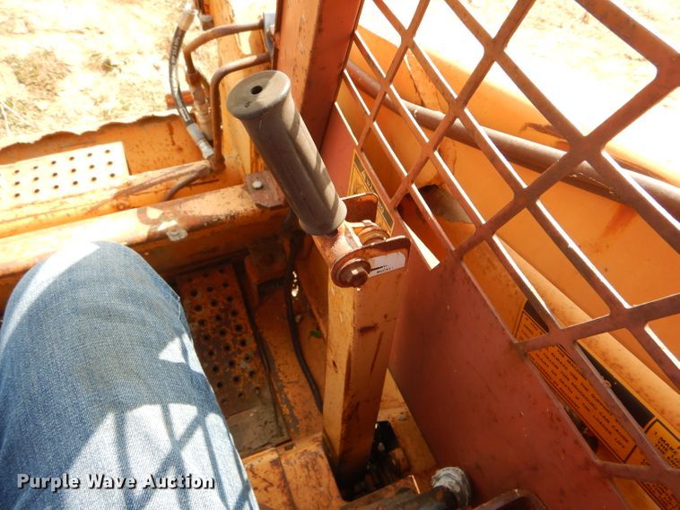 image for item DH6181 1988 Case 1835C skid steer